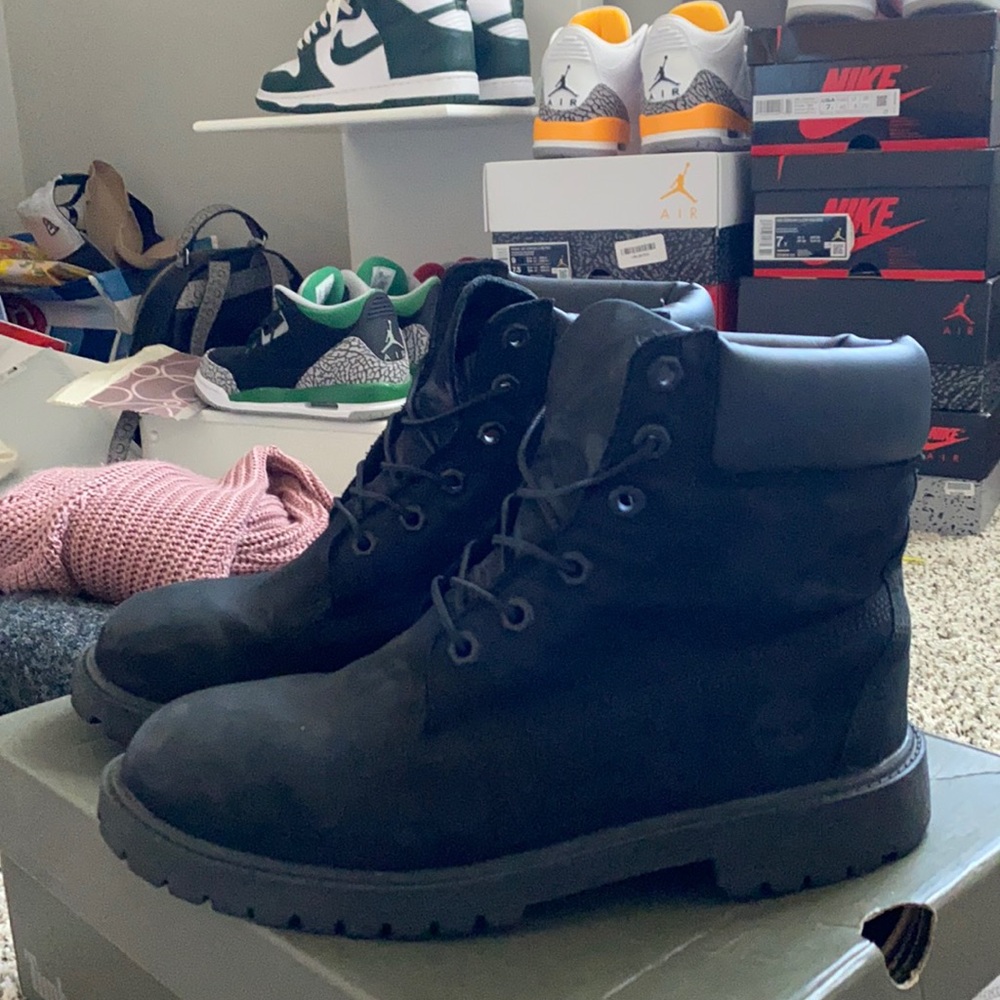 Black Timberlands Size 7 men